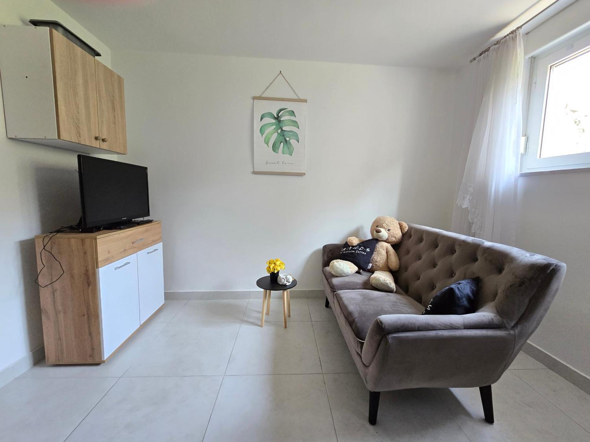 Apartment Nadalina Кралевица Екстериор снимка