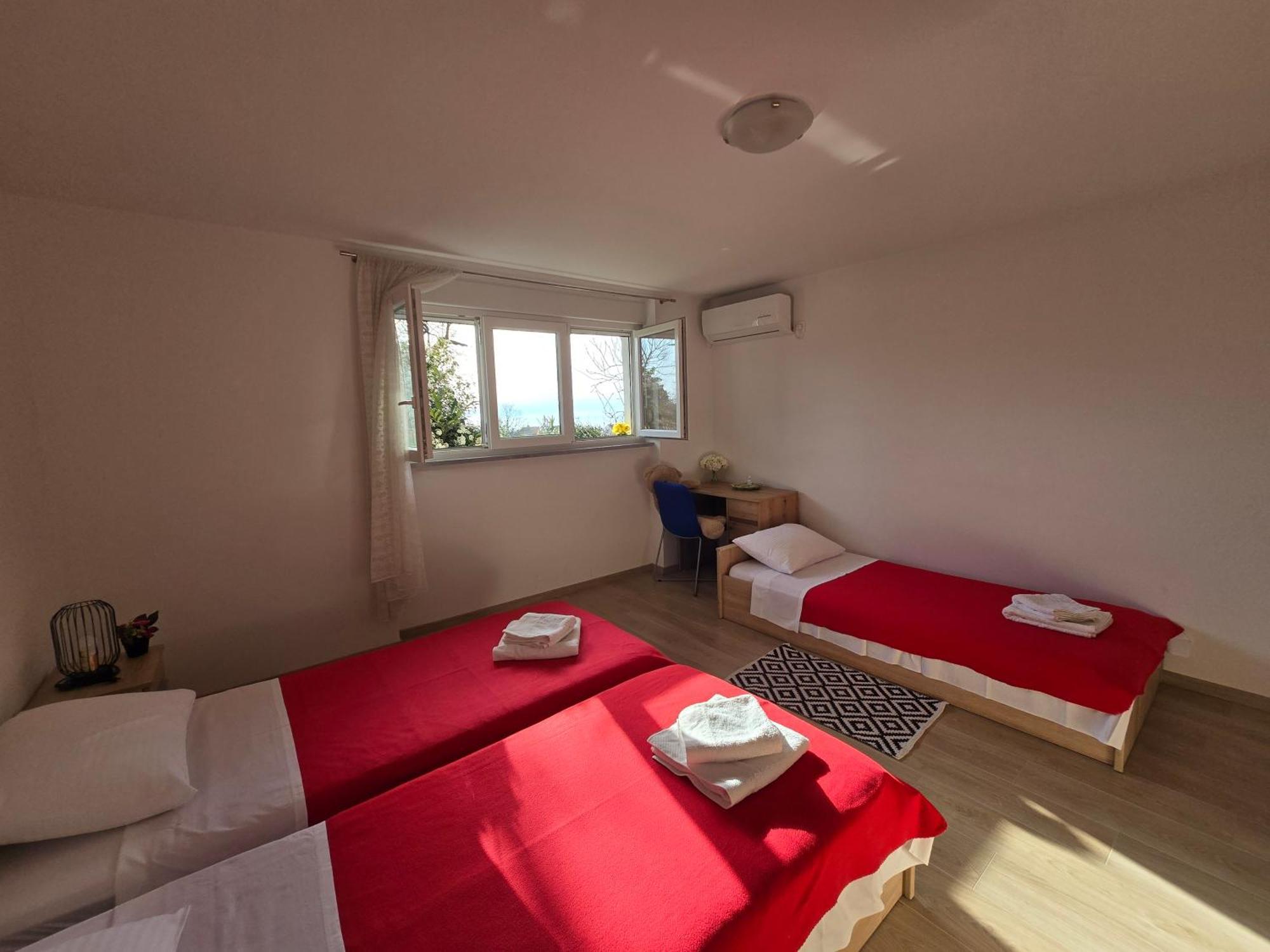 Apartment Nadalina Кралевица Екстериор снимка